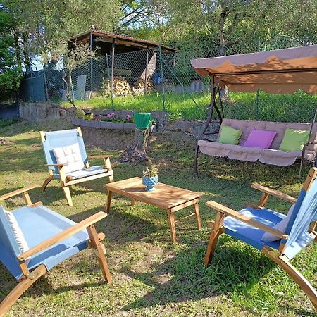 Locazione Turistica La Gesualda Apartment Кастелнуово Магра Екстериор снимка
