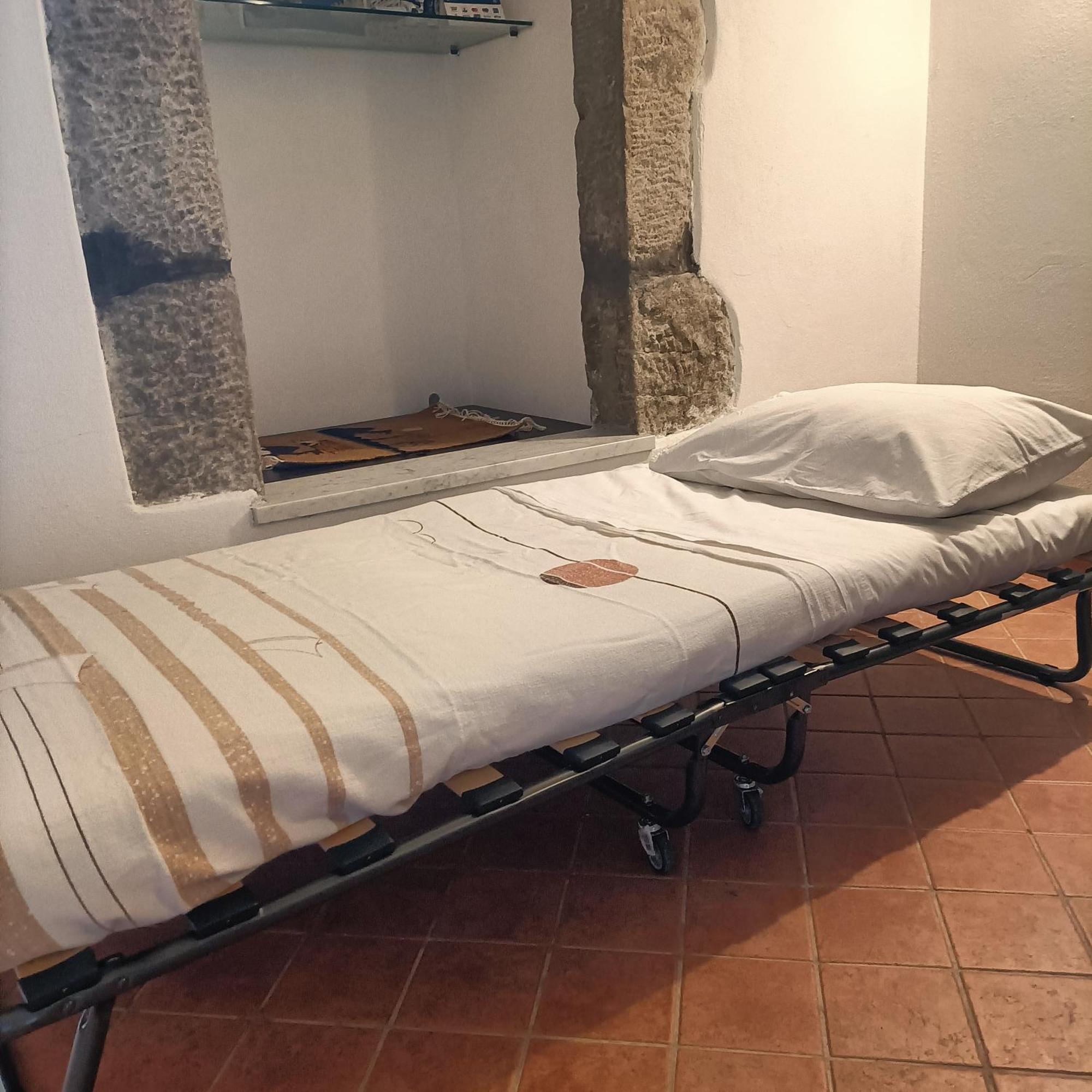Locazione Turistica La Gesualda Apartment Кастелнуово Магра Екстериор снимка
