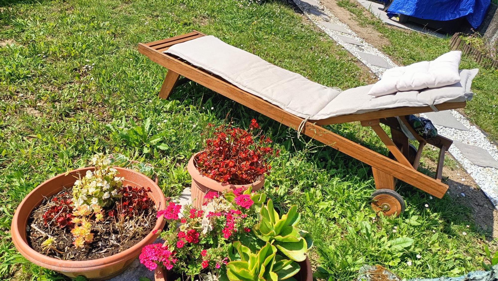 Locazione Turistica La Gesualda Apartment Кастелнуово Магра Екстериор снимка
